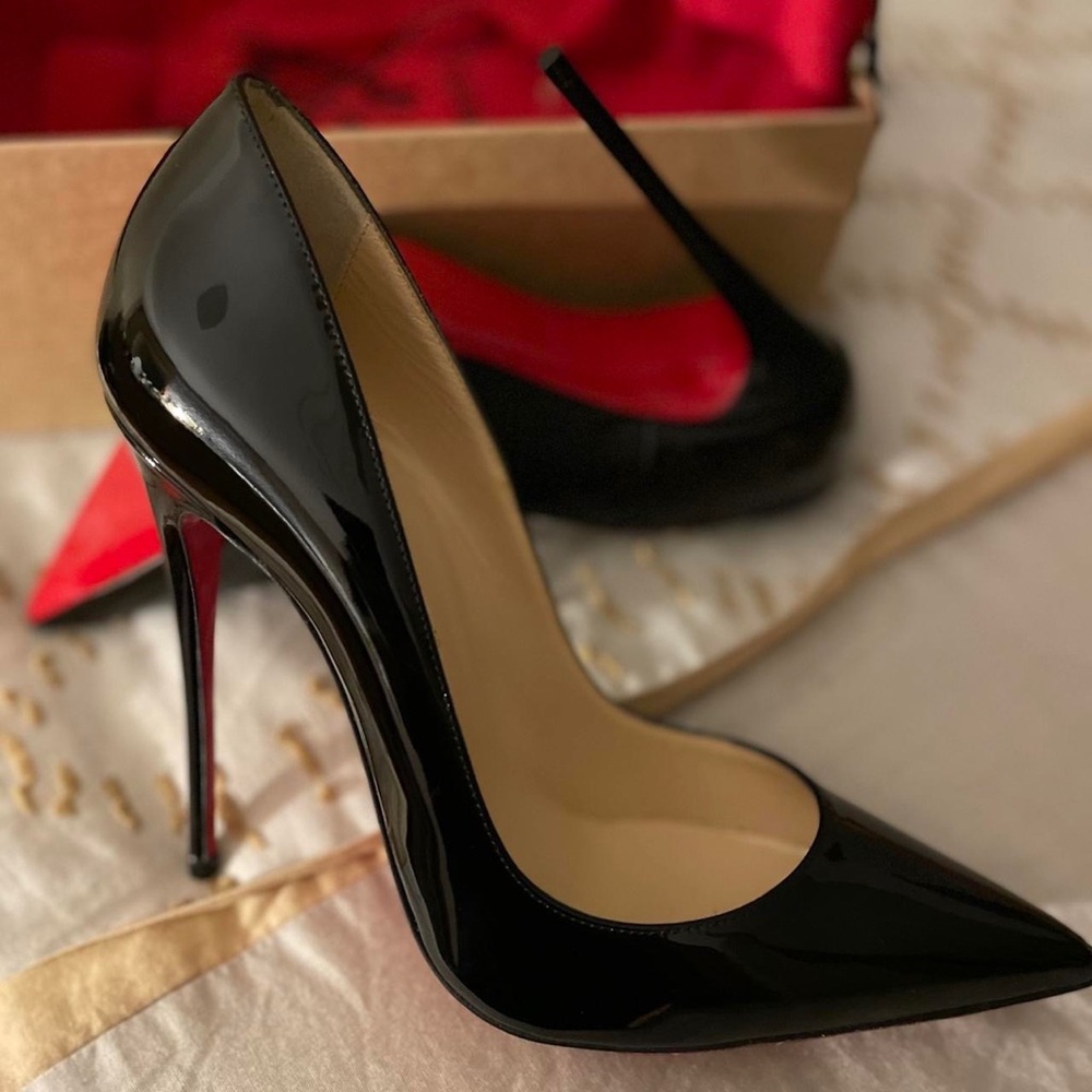 Christian Louboutin “So Kate”
